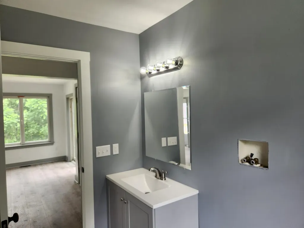 121 Thrasher Road Claremont NH 03743