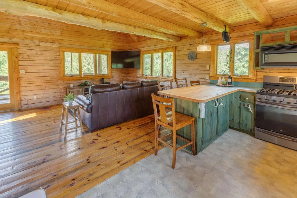49 Mcgary Hill Road Lancaster NH 03584