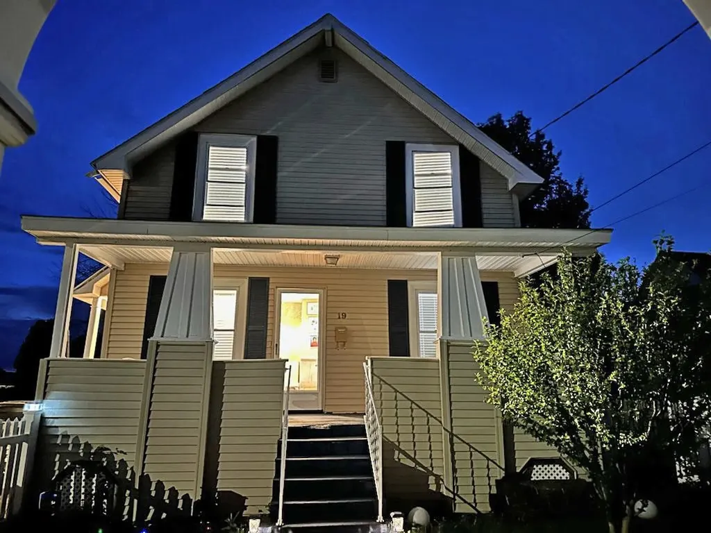 19 S. Lincoln Street Manchester NH 03103