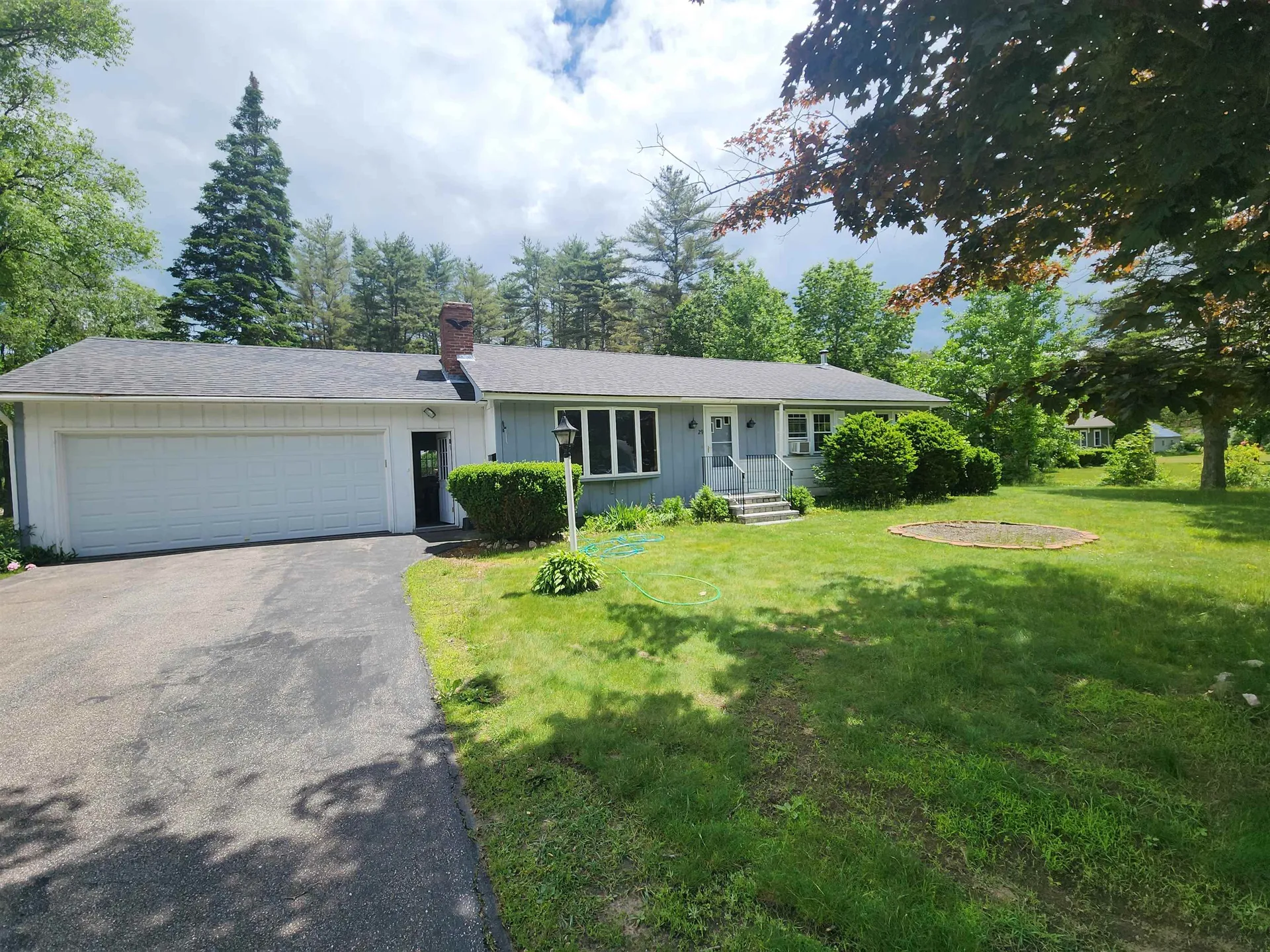 29 Lawndale Avenue Franklin NH 03235