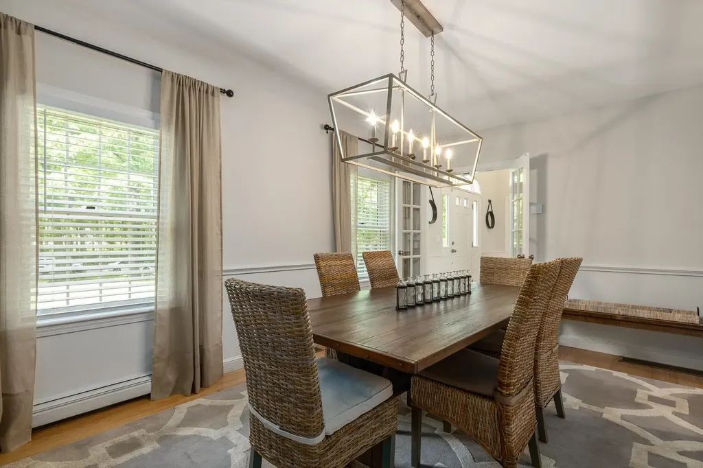 4 Hunter Drive Hampton NH 03842