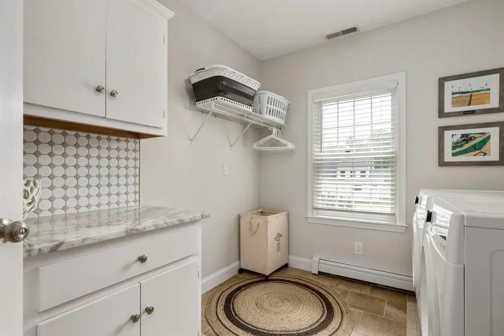 4 Hunter Drive Hampton NH 03842