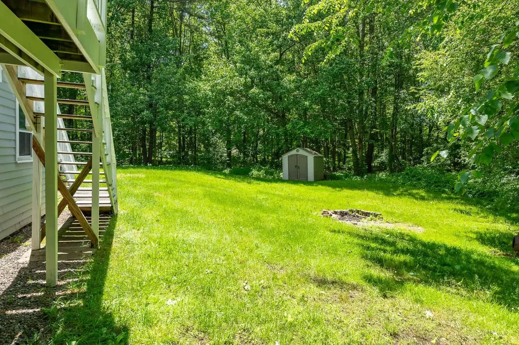 3 Joyce Lane Stratham NH 03885