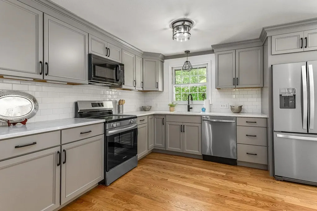 3 Joyce Lane Stratham NH 03885