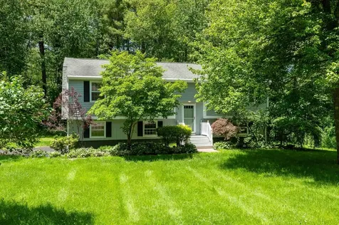 3 Joyce Lane Stratham NH 03885