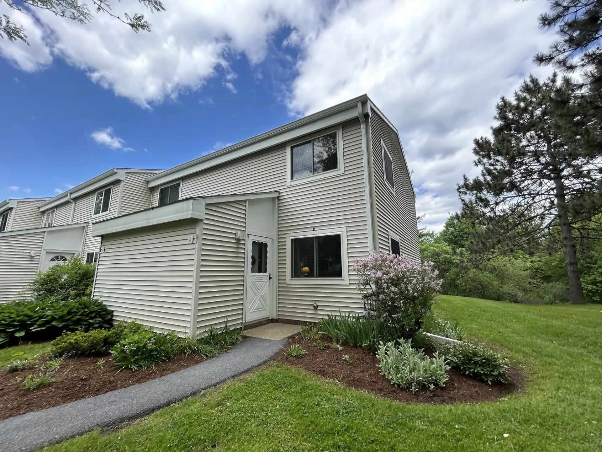 J1 Grandview Drive South Burlington VT 05403