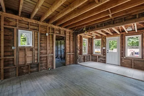 64 Warren Street Laconia NH 03246