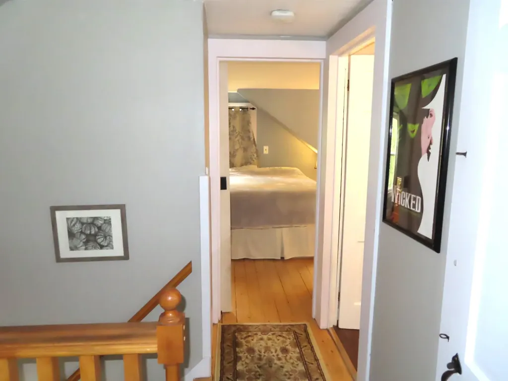 564 West Street Keene NH 03431