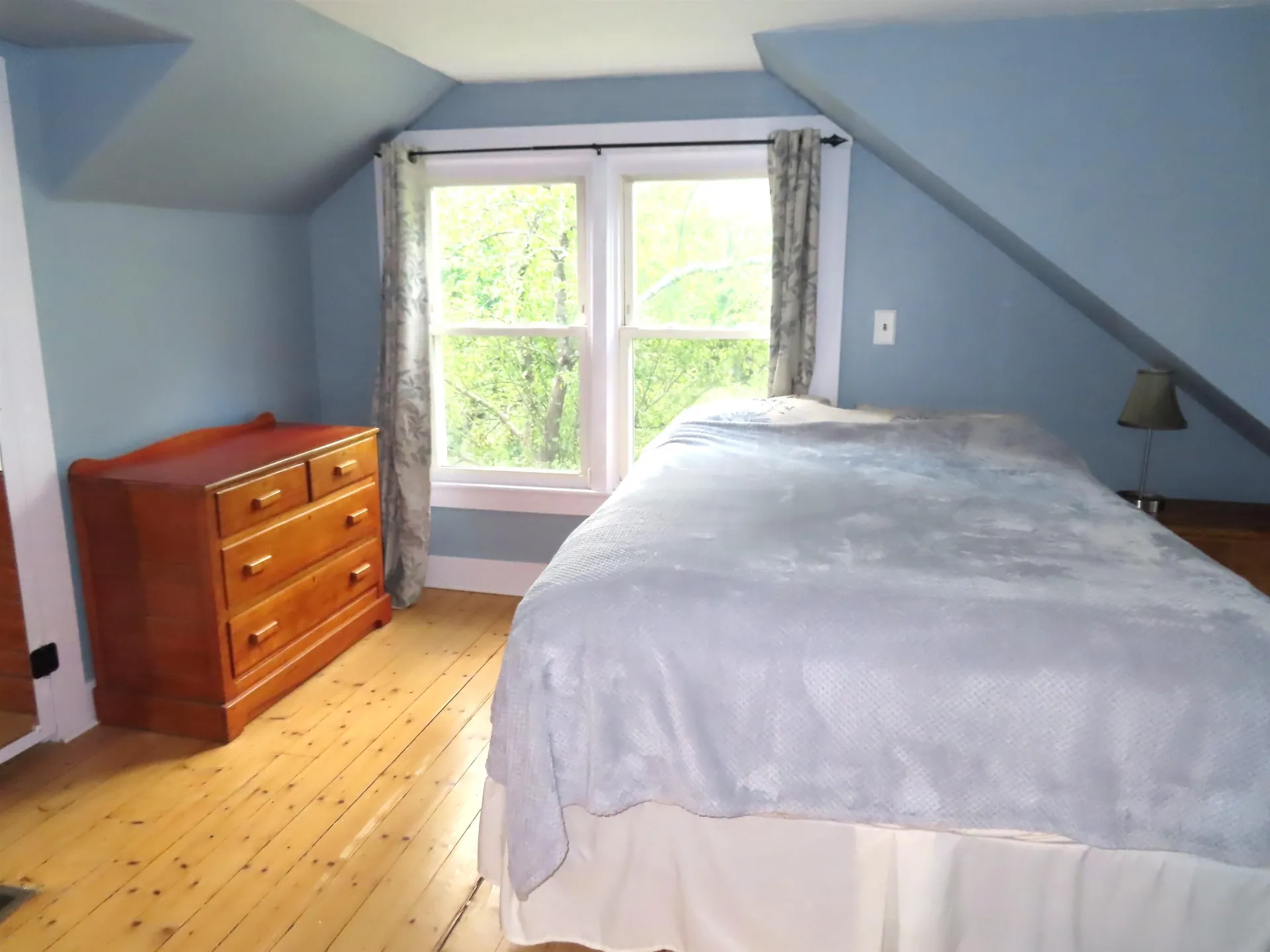 564 West Street Keene NH 03431