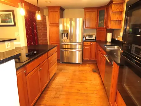 564 West Street Keene NH 03431