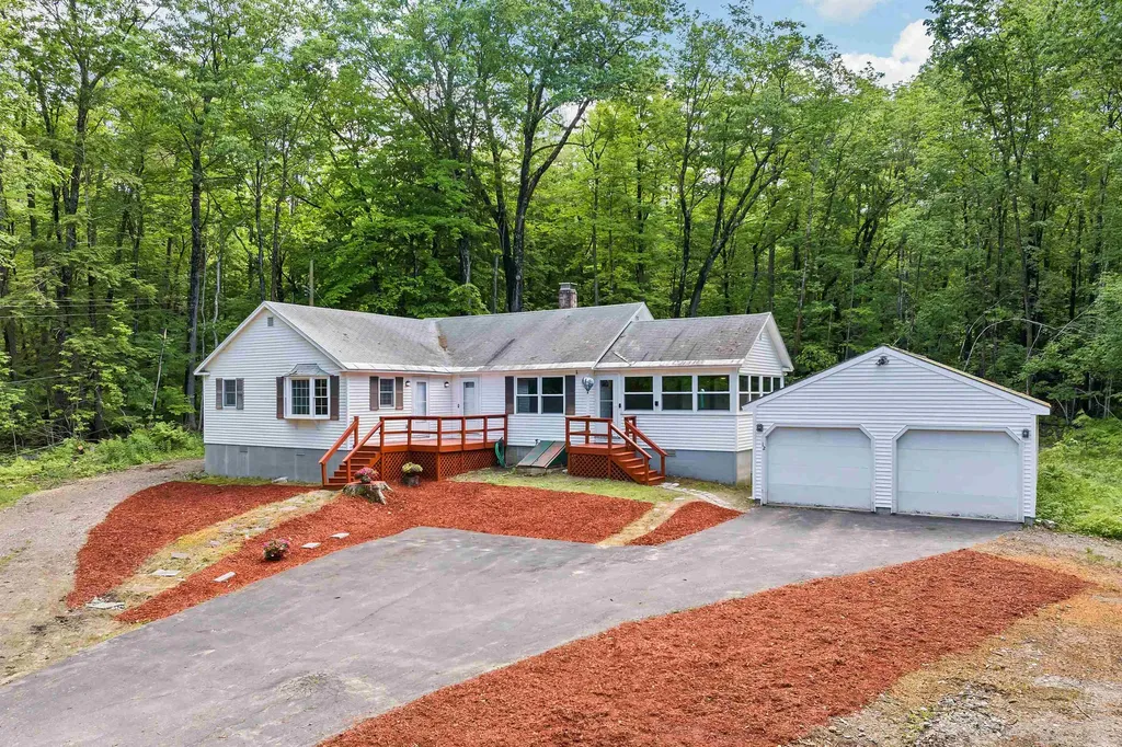 12 Pinnacle Park Road Meredith NH 03253