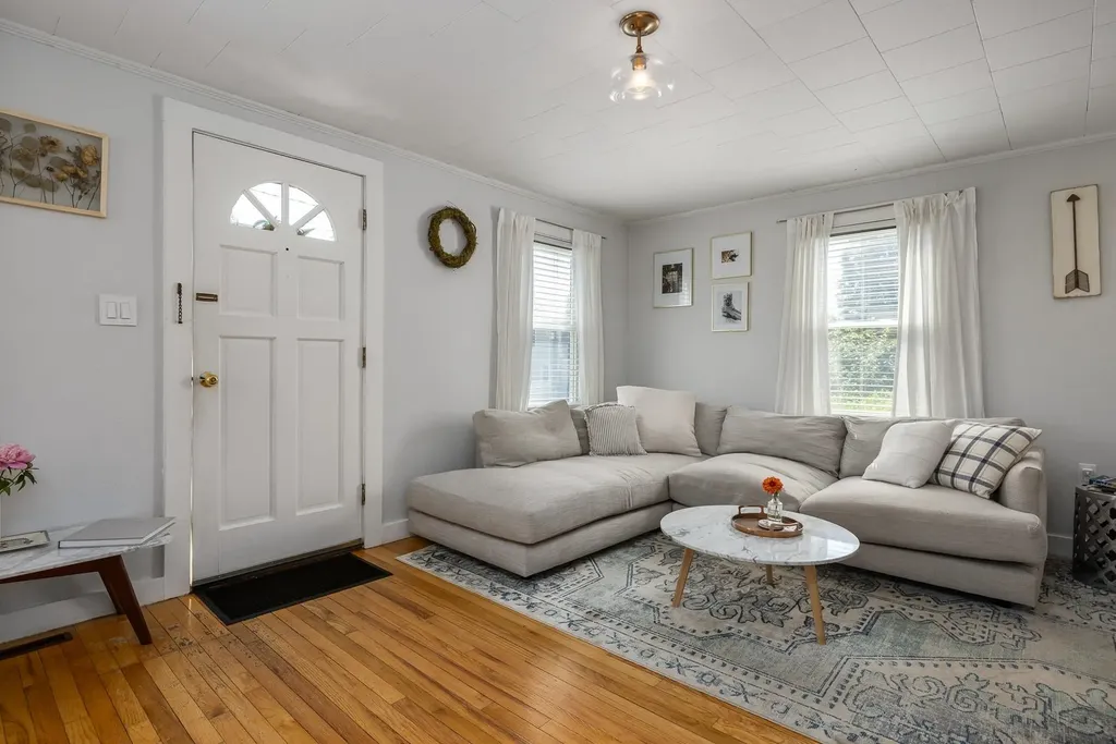 1 Marjorie Street Portsmouth NH 03801