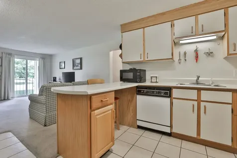 3 New Haven Drive Nashua NH 03063
