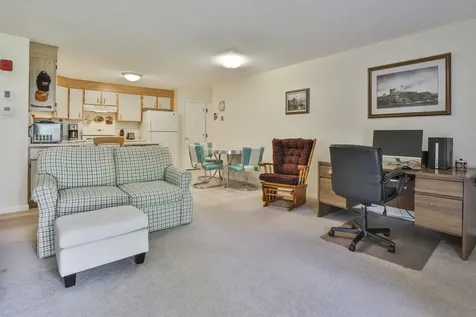 3 New Haven Drive Nashua NH 03063