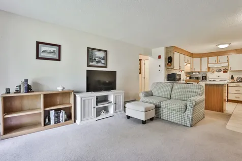 3 New Haven Drive Nashua NH 03063