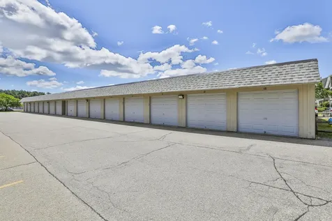 3 New Haven Drive Nashua NH 03063