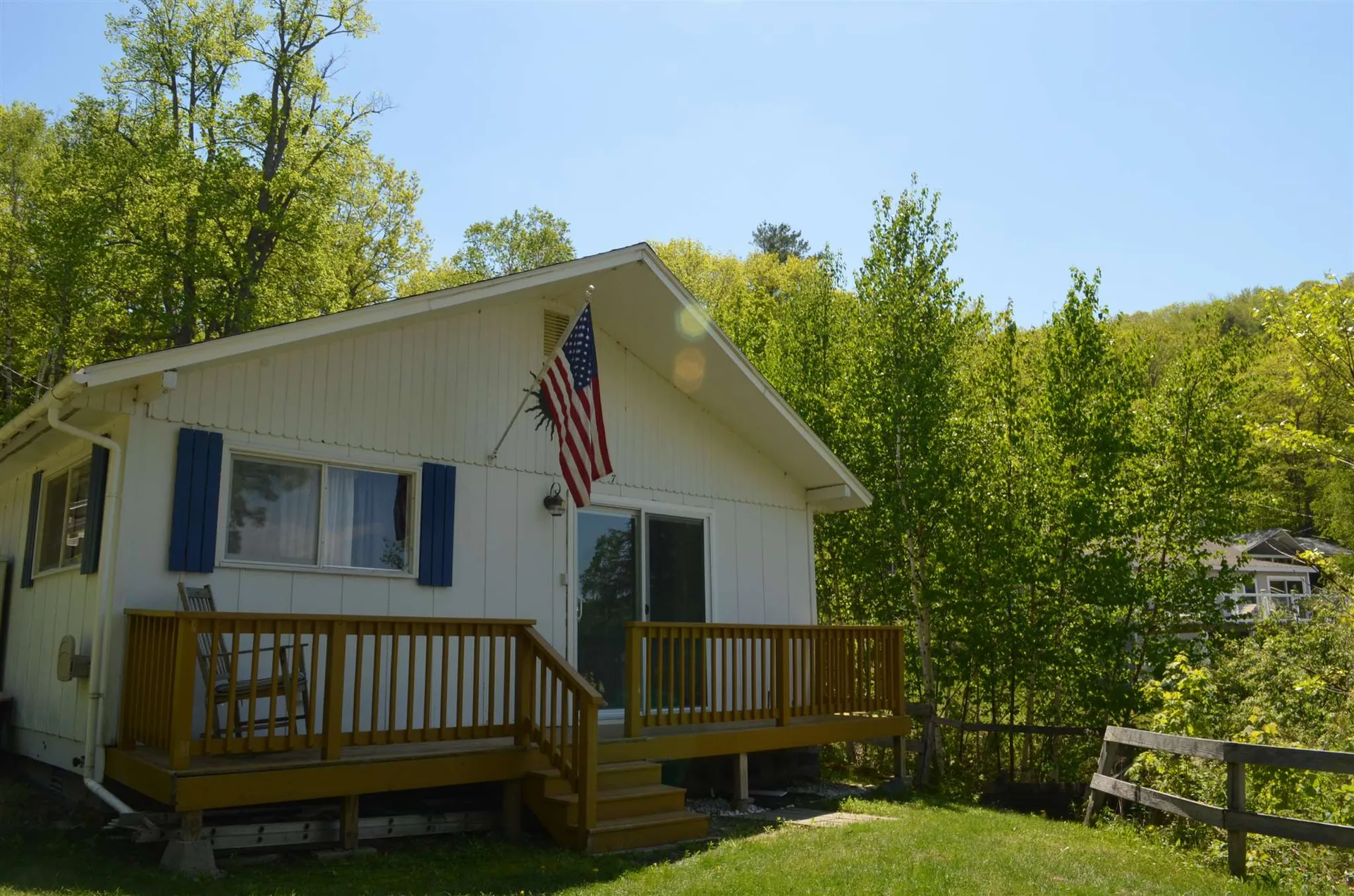 71 Lakewood Manor Road Newbury NH 03255