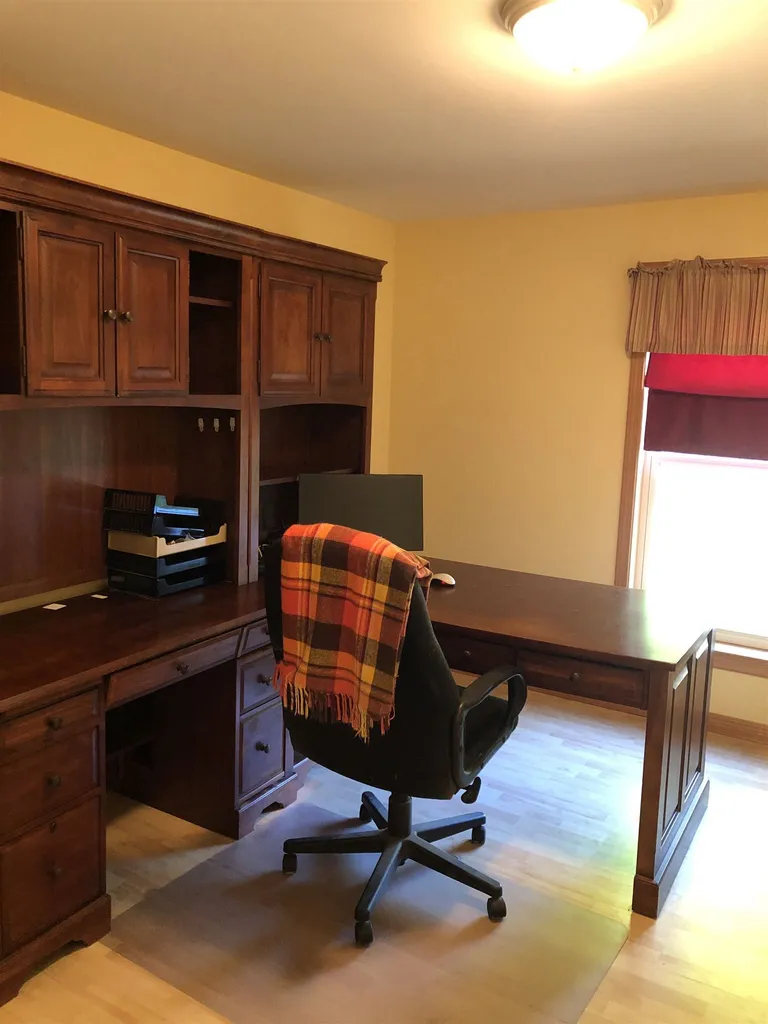 939 Old Bristol Road New Hampton NH 03256