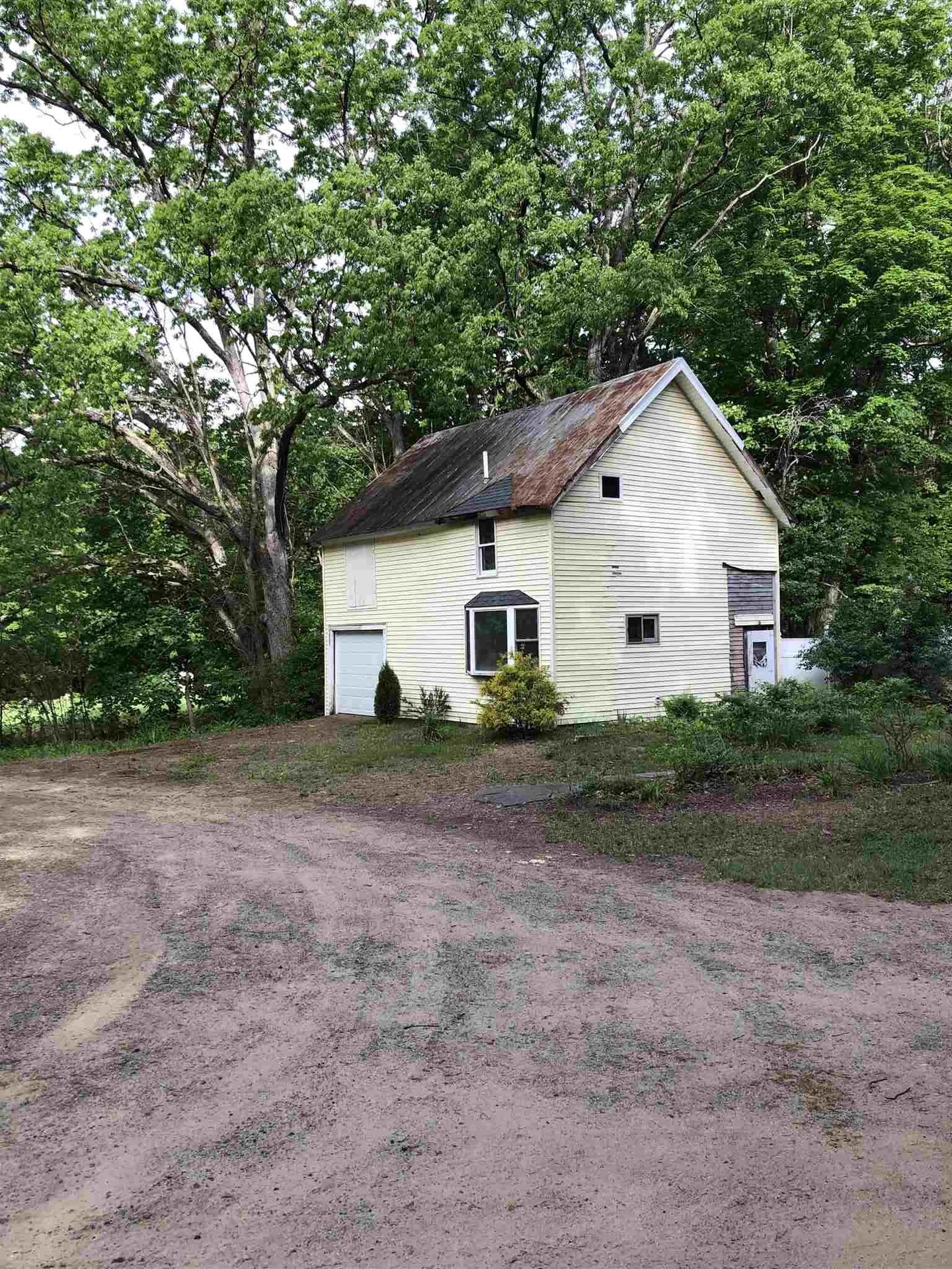 939 Old Bristol Road New Hampton NH 03256