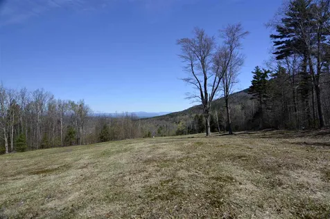 47 Marjories Walk Gilford NH 03249