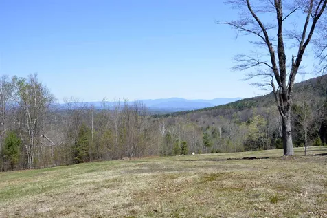 47 Marjories Walk Gilford NH 03249