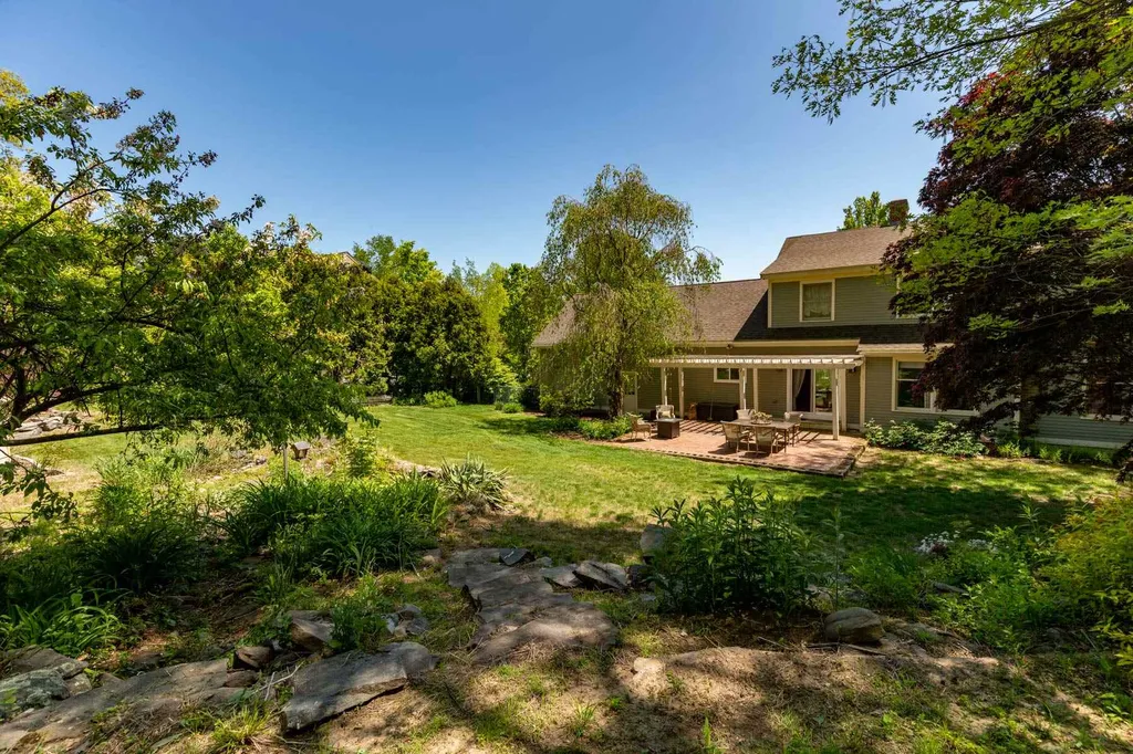 28 Samuel Hanson Avenue Dover NH 03820