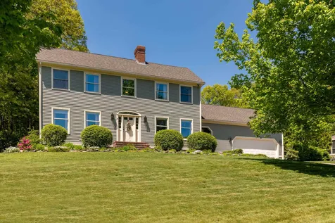 28 Samuel Hanson Avenue Dover NH 03820