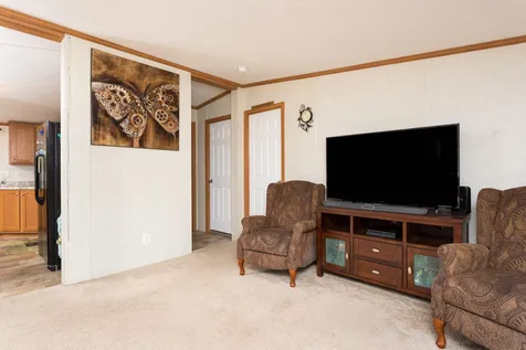 12 South Elderberry Lane Rochester NH 03867