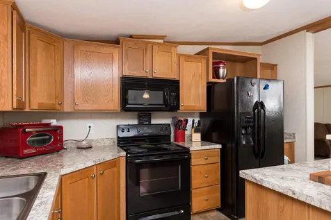 12 South Elderberry Lane Rochester NH 03867