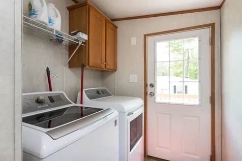 12 South Elderberry Lane Rochester NH 03867