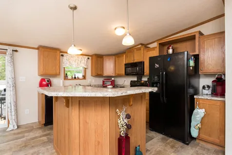 12 South Elderberry Lane Rochester NH 03867