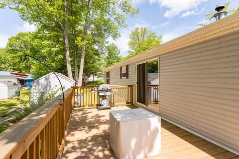 12 South Elderberry Lane Rochester NH 03867