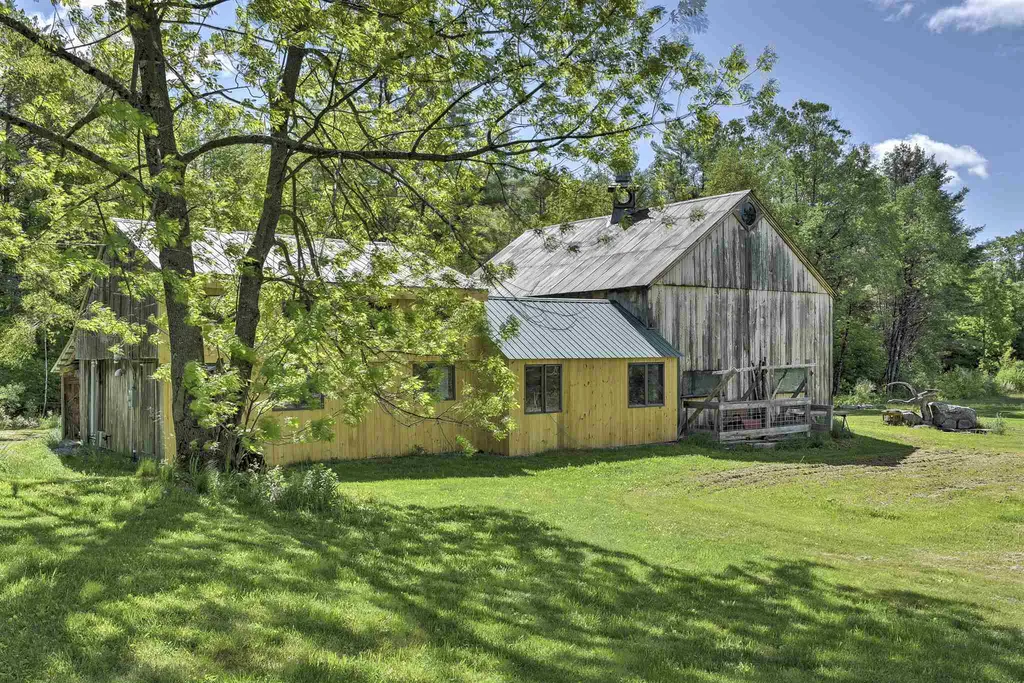 21 Whitney Stage Road Gilsum NH 03448