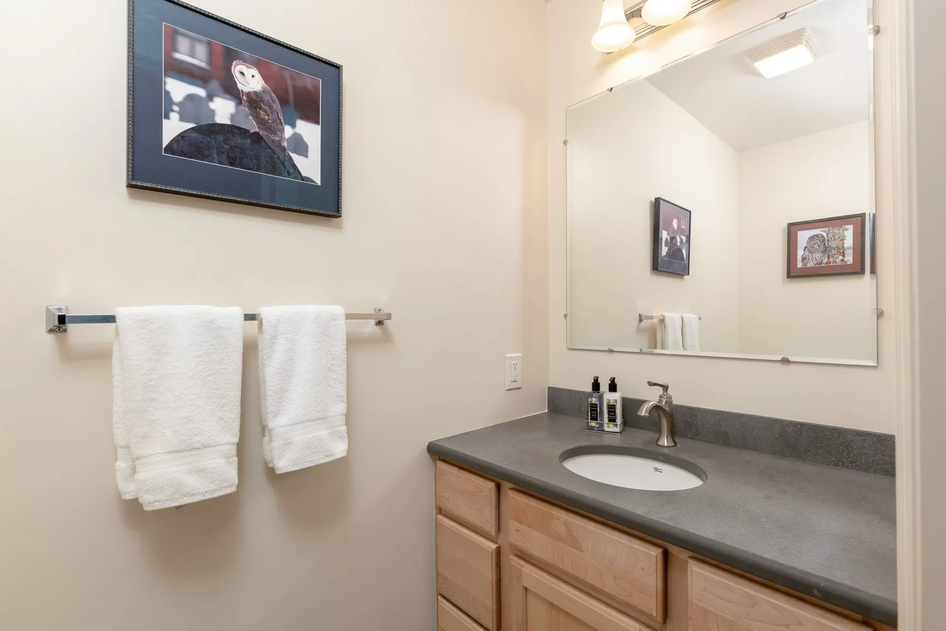 15 Woodman Lane New Hampton NH 03256