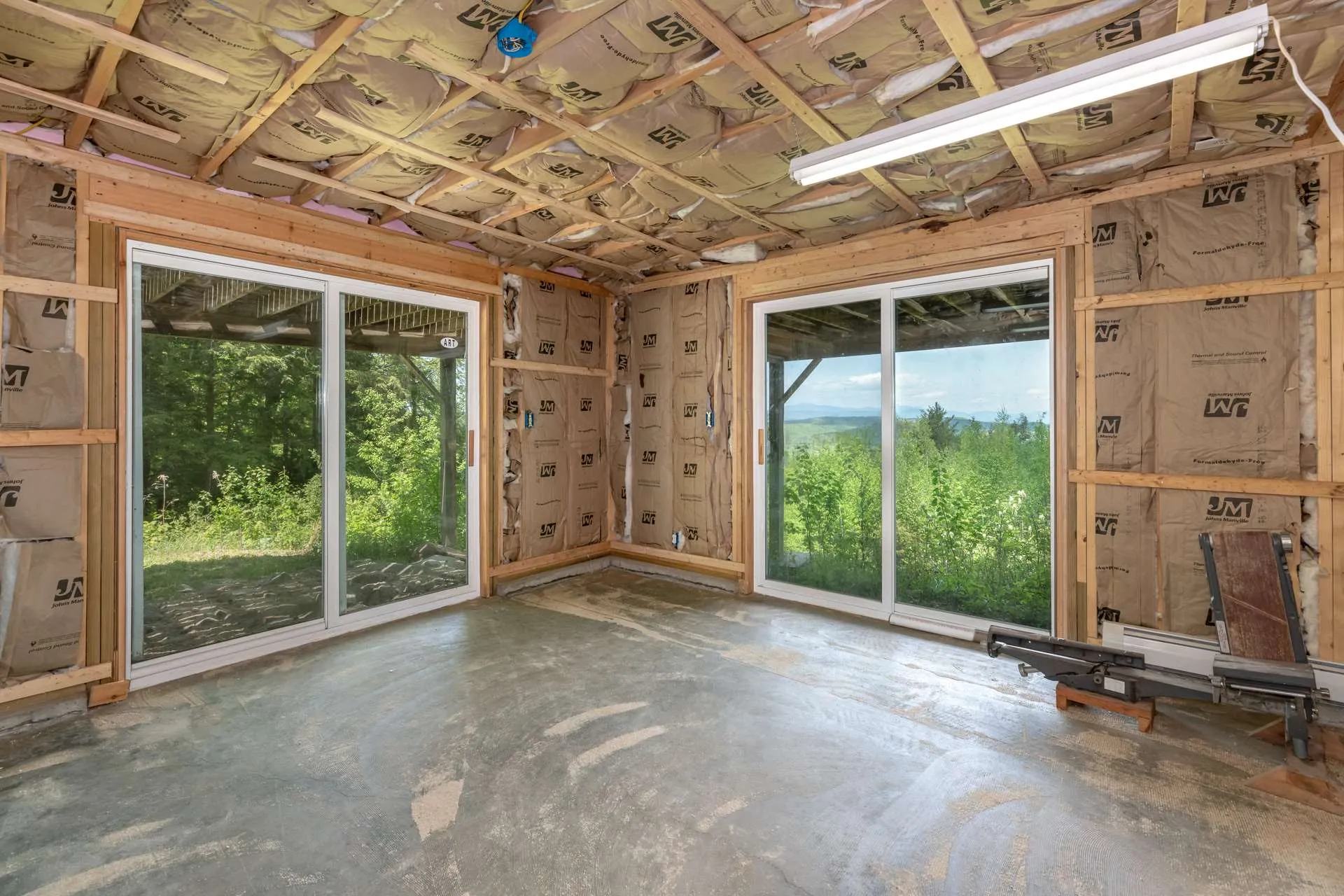 15 Woodman Lane New Hampton NH 03256