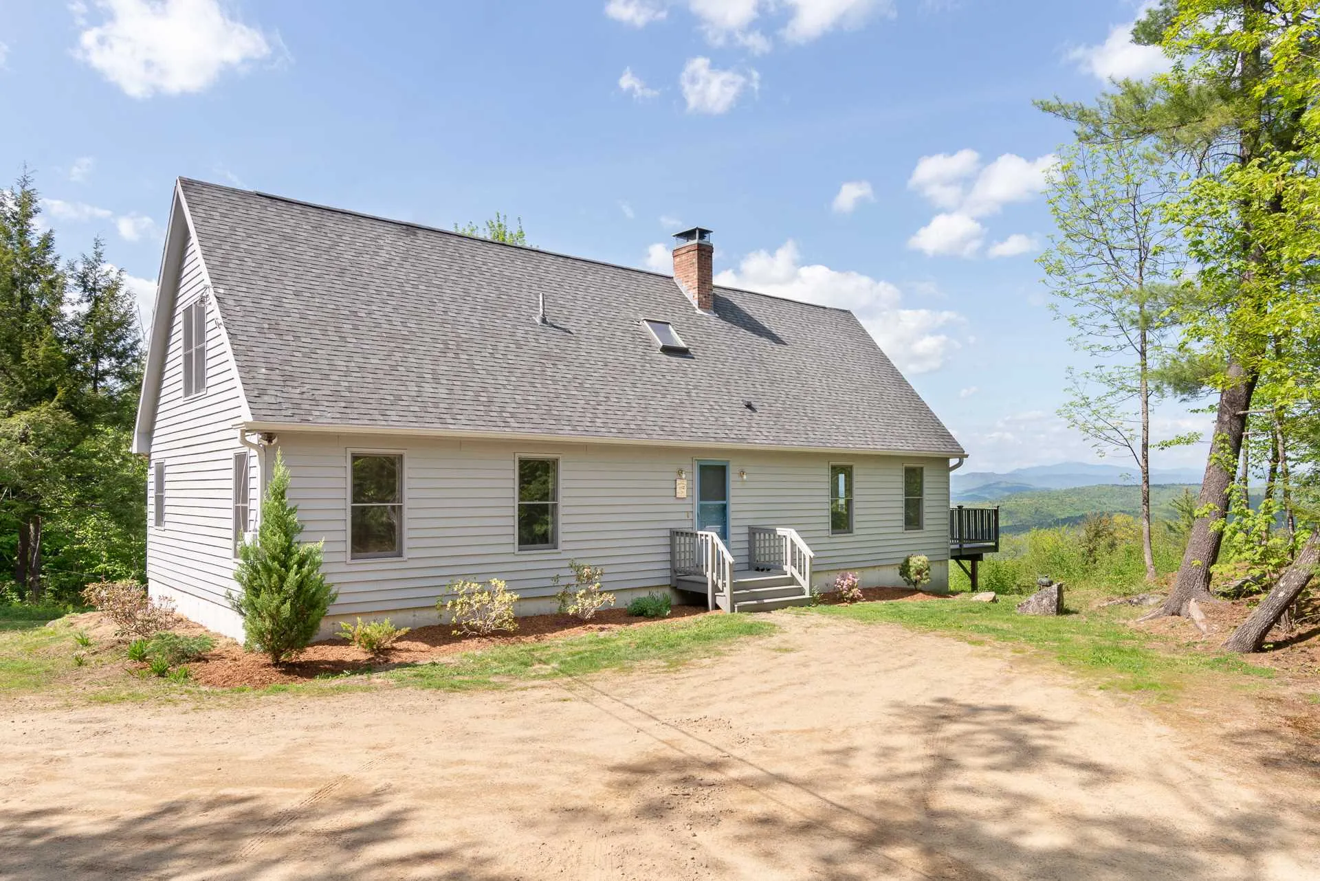 15 Woodman Lane New Hampton NH 03256