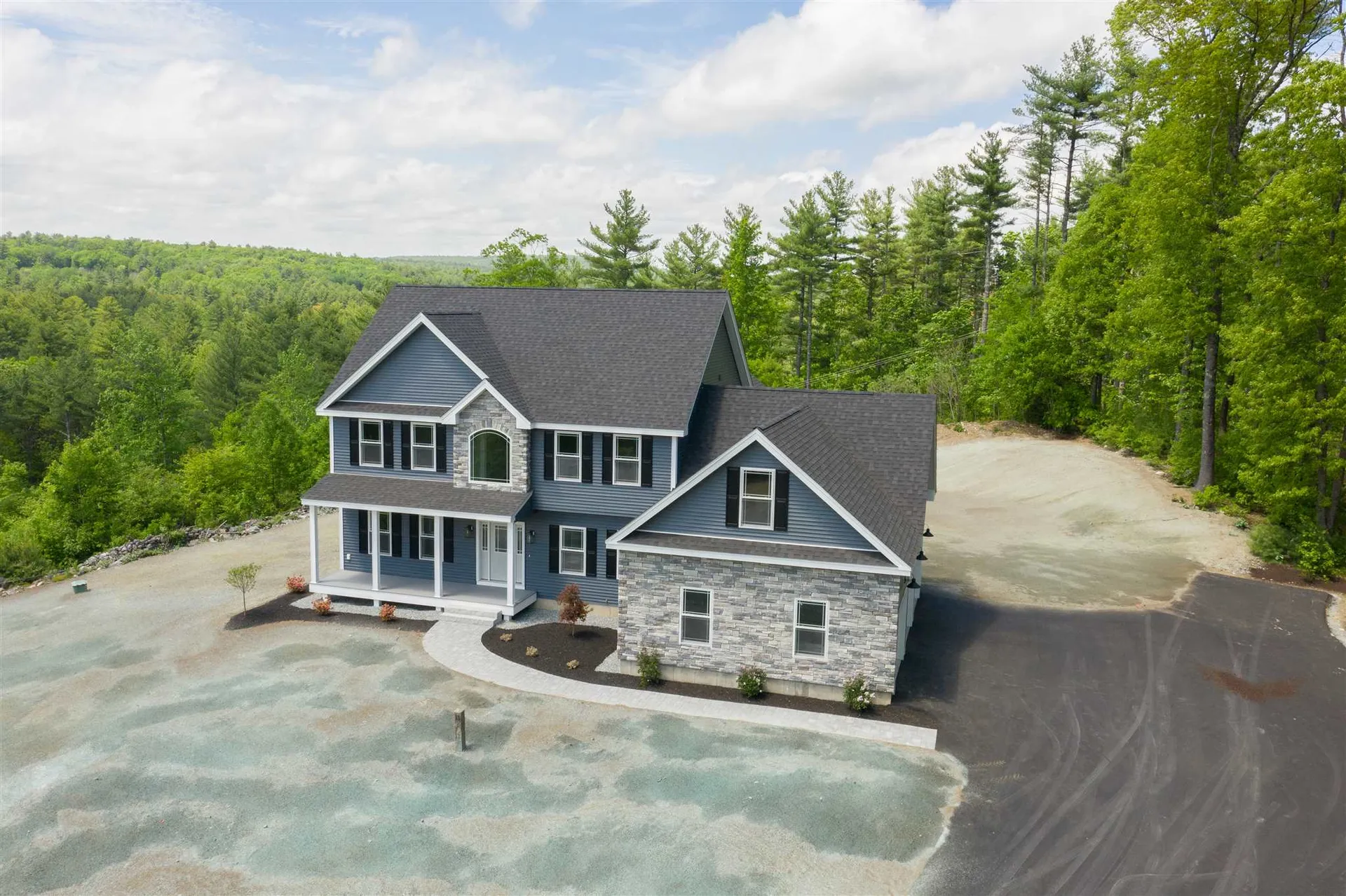 15 Charles Way Hollis NH 03049