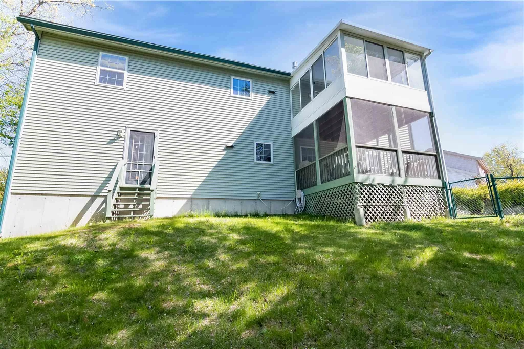 40 Tyler Drive Essex VT 05452