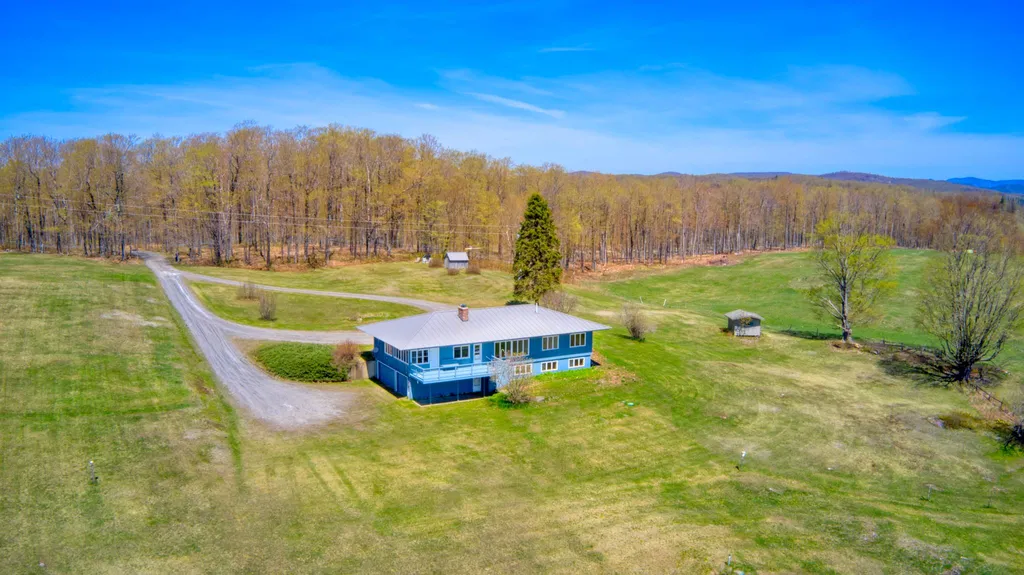 397 Mciver Road Vershire VT 05079