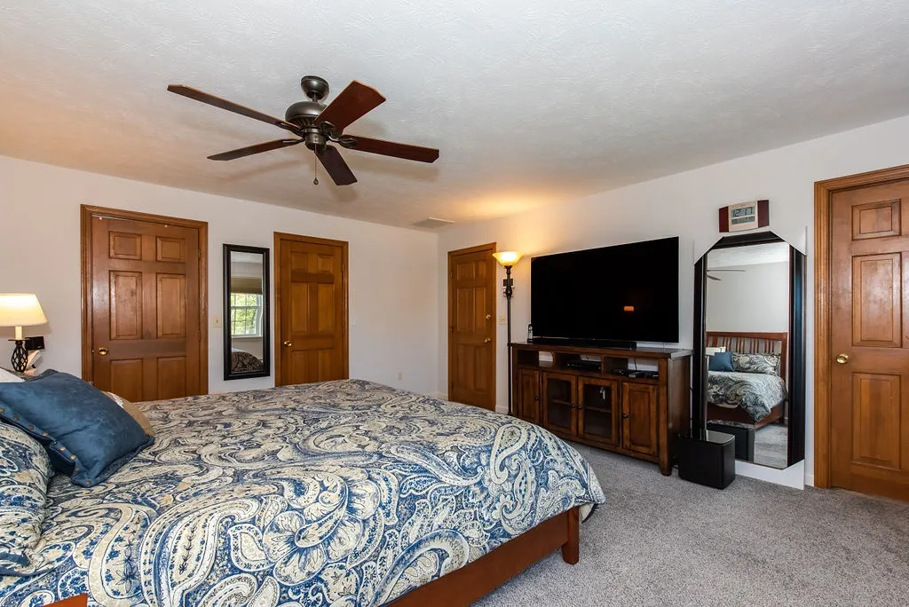 1 Jay Court Raymond NH 03077
