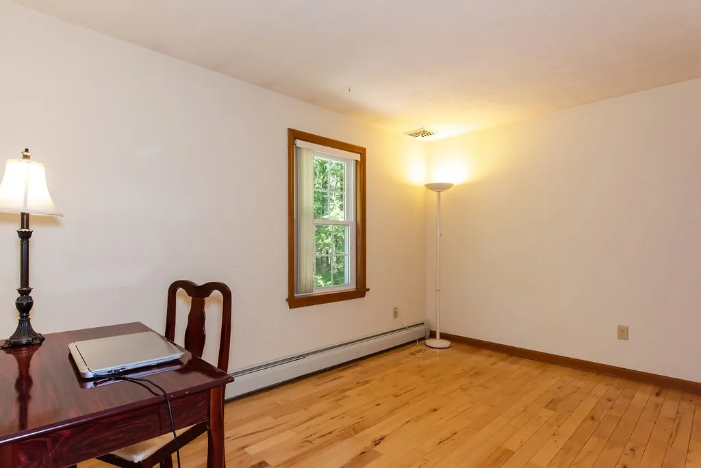 1 Jay Court Raymond NH 03077