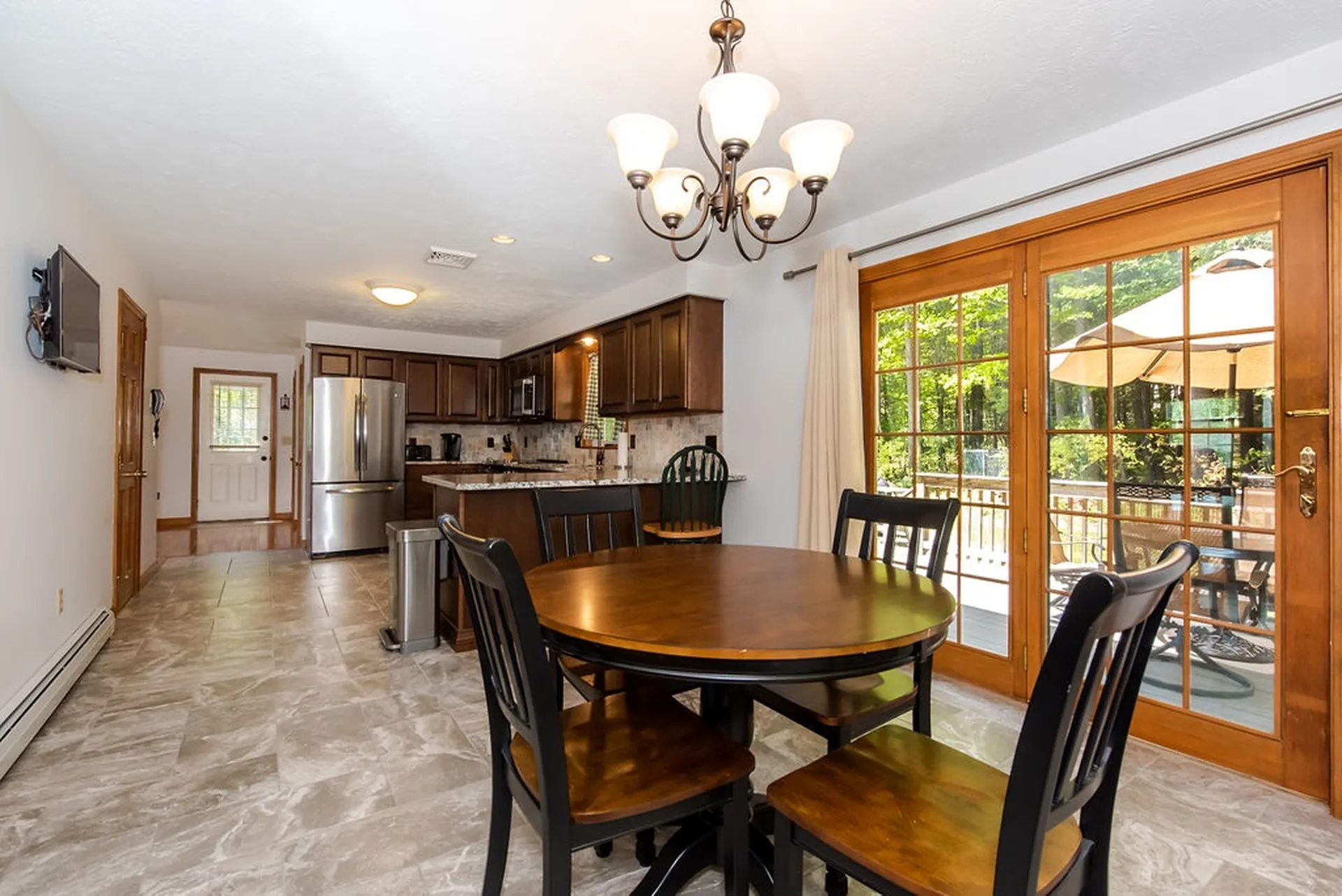 1 Jay Court Raymond NH 03077