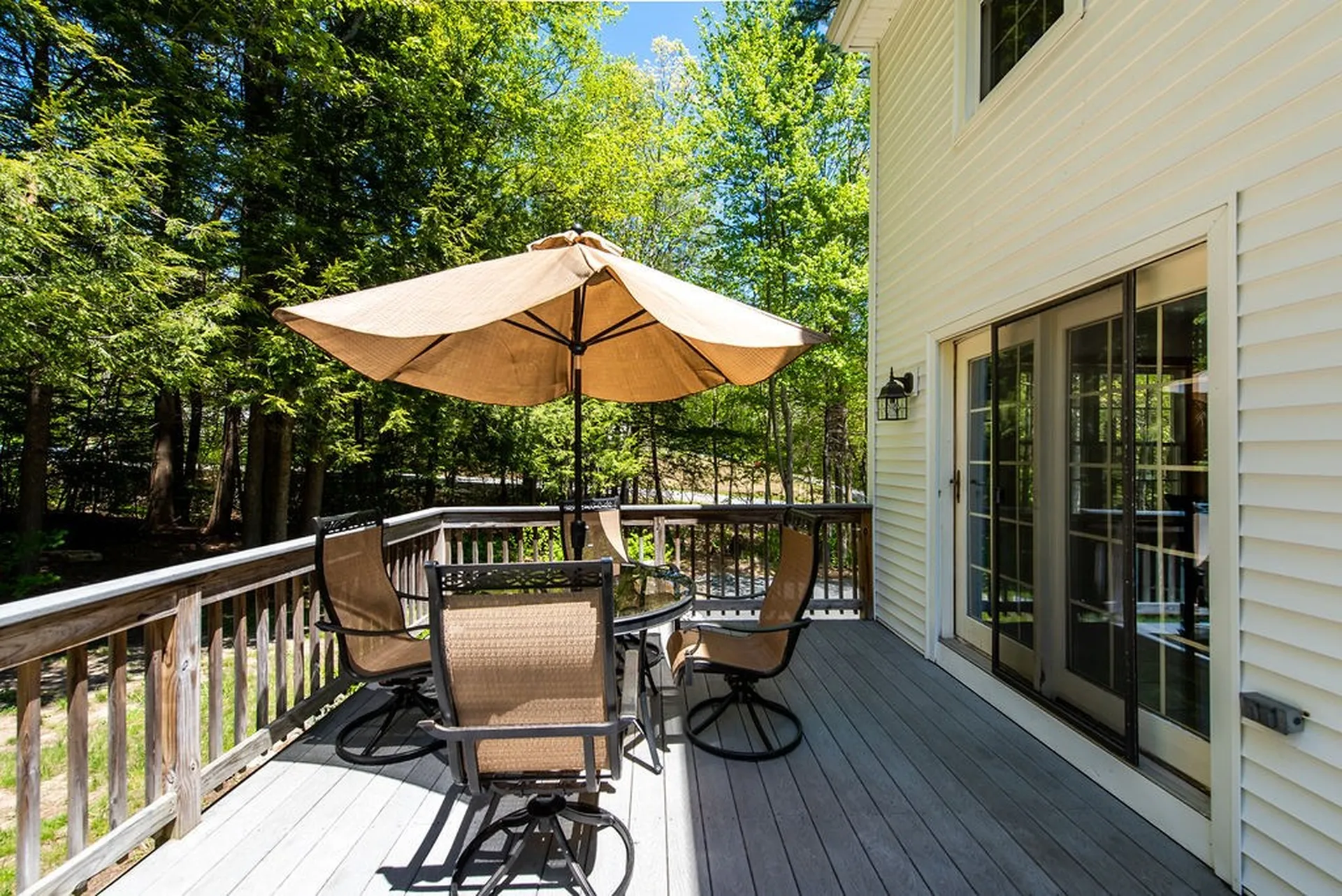 1 Jay Court Raymond NH 03077
