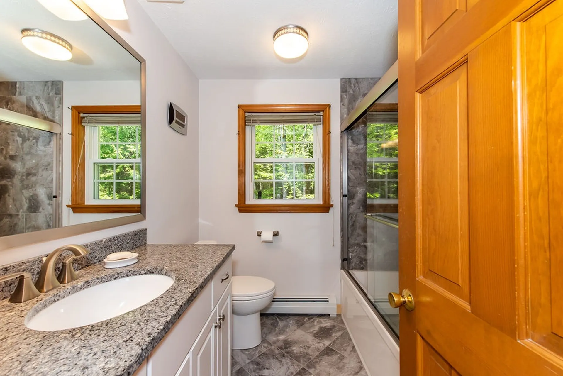 1 Jay Court Raymond NH 03077