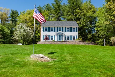 1 Jay Court Raymond NH 03077
