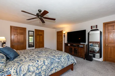 1 Jay Court Raymond NH 03077
