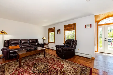 1 Jay Court Raymond NH 03077