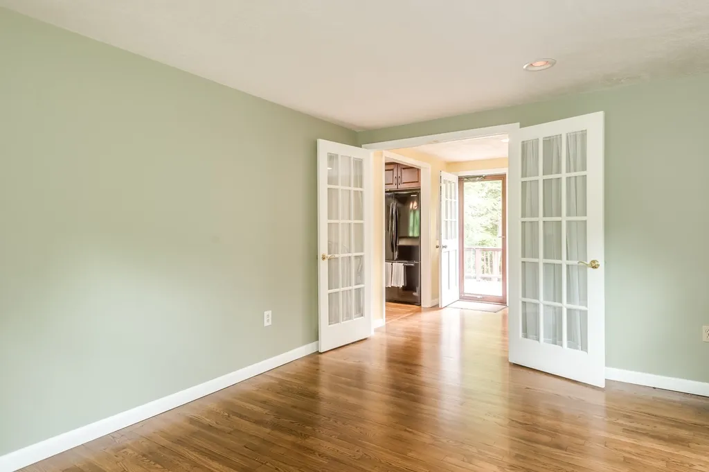 18 Ffrost Drive Durham NH 03824