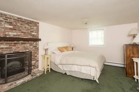 18 Ffrost Drive Durham NH 03824
