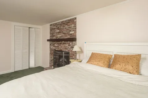 18 Ffrost Drive Durham NH 03824